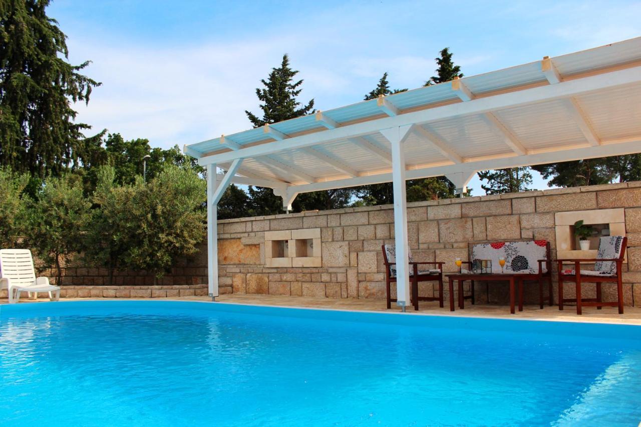 Bungalow Vice With Pool Pakoštane Exterior foto